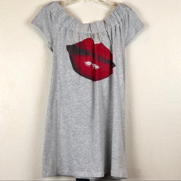 Twelve by Twelve Tops - Twelve by Twelve Ribbon Tied Lip Graphic Top